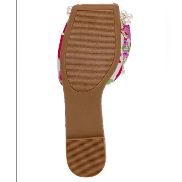 🩷🔹️ Betsey Johnson🔹️ LIAH Womens Satin Pearl trim Flatform Sandals - Picture 7 of 13